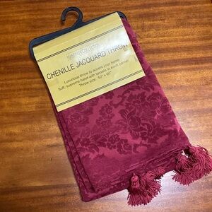 Chenille Jacquard Throw Burgundy Tassels NWT